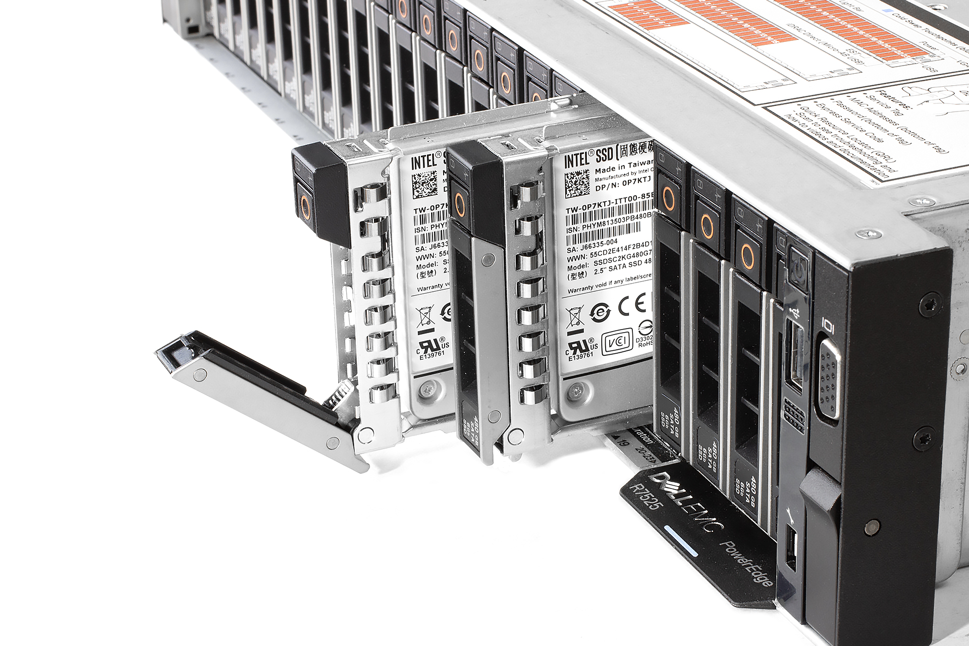 detail serveru Dell EMC PowerEdge R7525